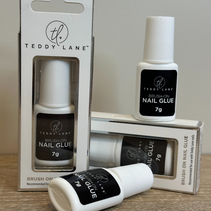 Brush on Manicure Nail Glue